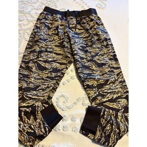 Men’s Under Armor Jiggers Sz Large